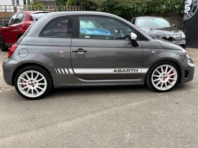 2025 Abarth 595