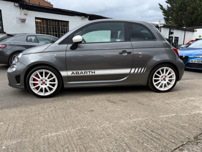 2025 Abarth 595