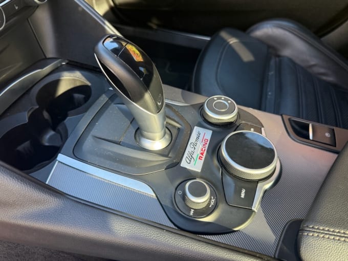 2025 Alfa Romeo Giulia