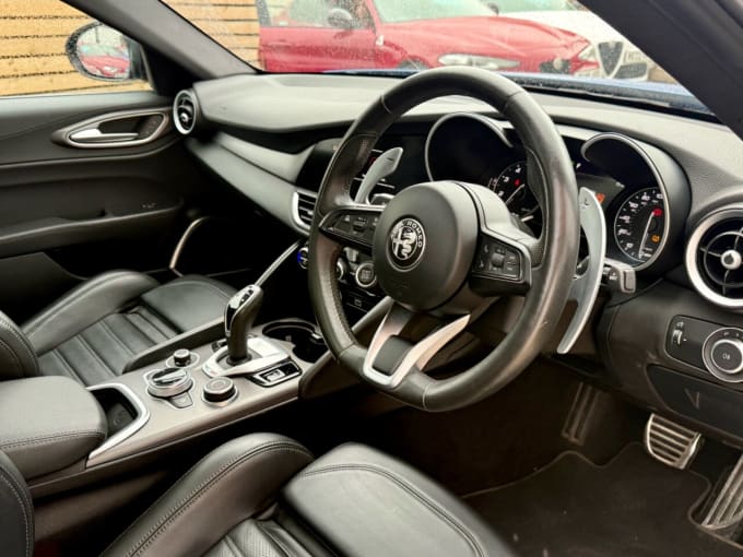 2025 Alfa Romeo Giulia