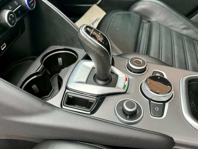 2025 Alfa Romeo Giulia