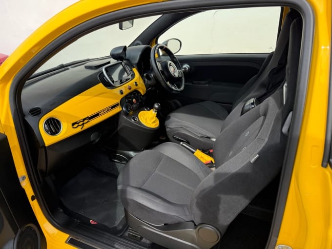 2025 Abarth 595c
