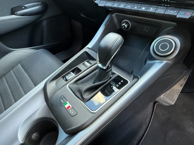 2025 Alfa Romeo Tonale