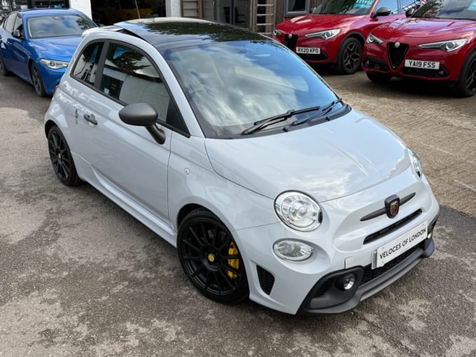 2025 Abarth 595
