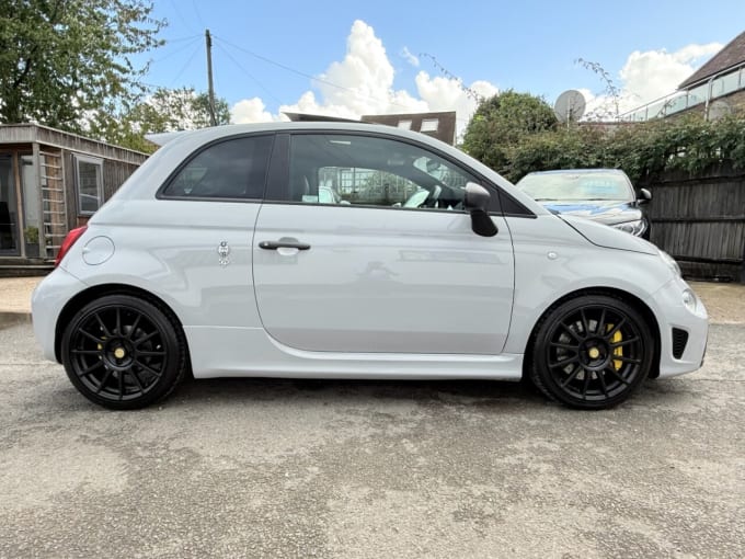 2025 Abarth 595