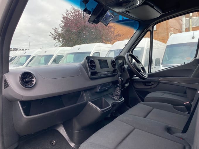 2025 Mercedes-benz Sprinter