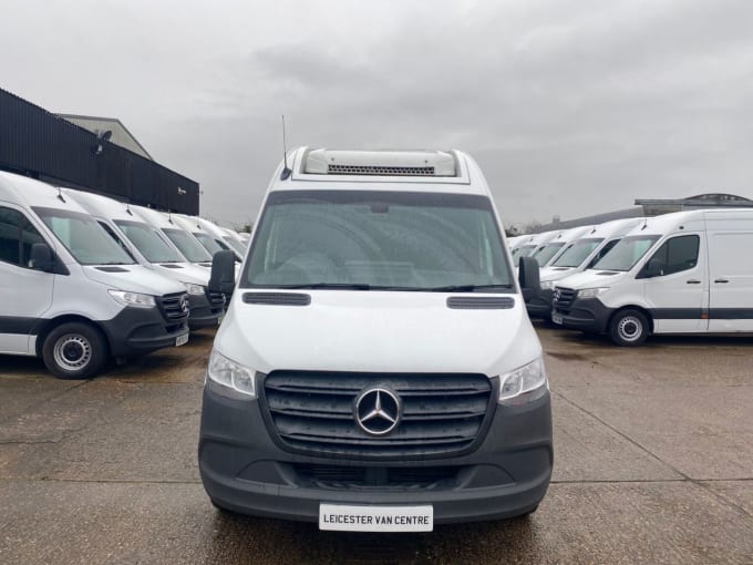 2025 Mercedes-benz Sprinter