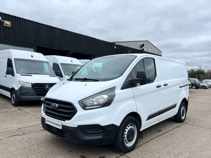 2025 Ford Transit Custom