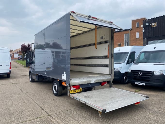 2025 Mercedes-benz Sprinter