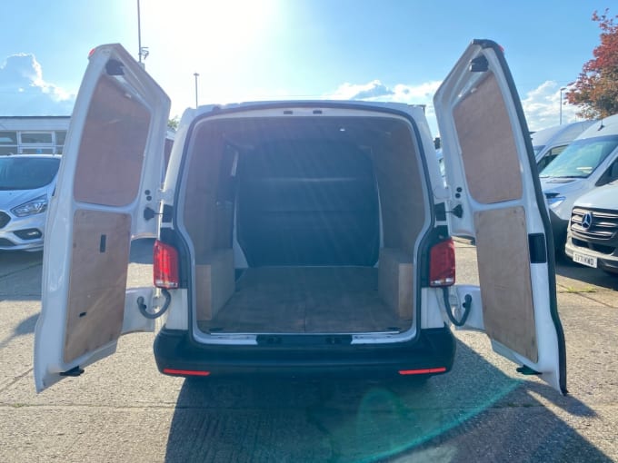 2025 Volkswagen Transporter
