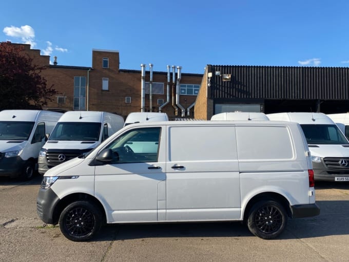 2025 Volkswagen Transporter