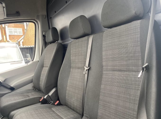 2025 Mercedes-benz Sprinter