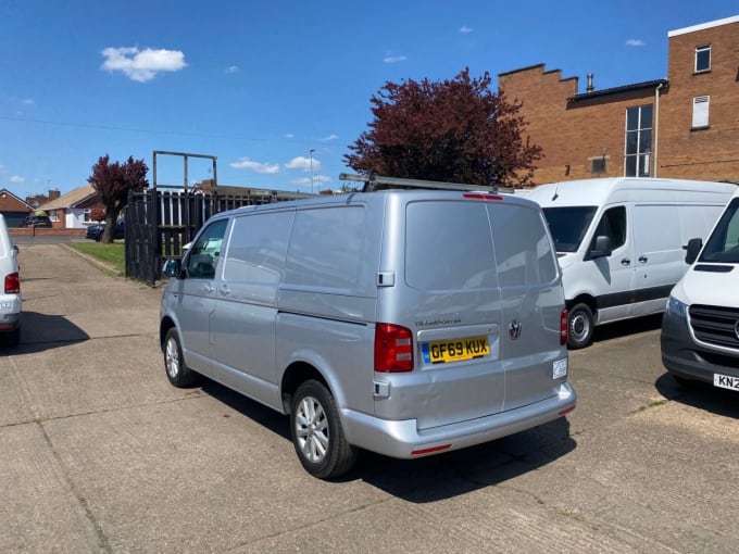 2025 Volkswagen Transporter