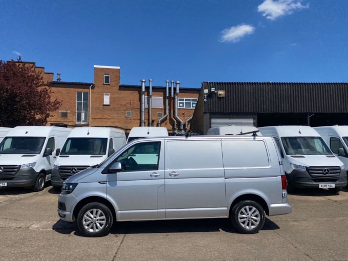 2025 Volkswagen Transporter