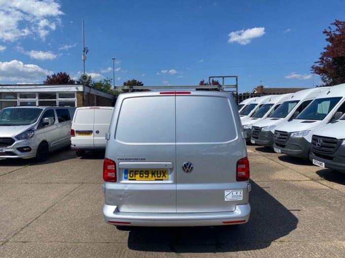 2025 Volkswagen Transporter