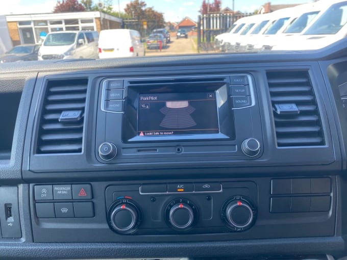 2025 Volkswagen Transporter