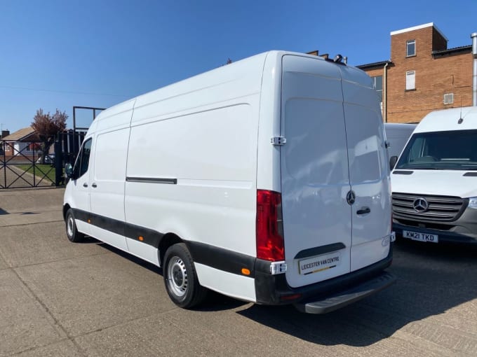 2025 Mercedes-benz Sprinter