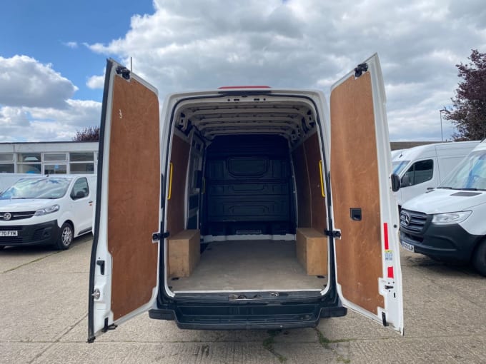 2025 Volkswagen Crafter