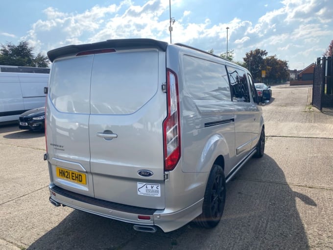 2025 Ford Transit Custom