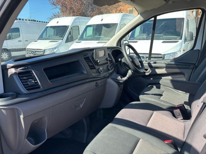 2025 Ford Transit Custom