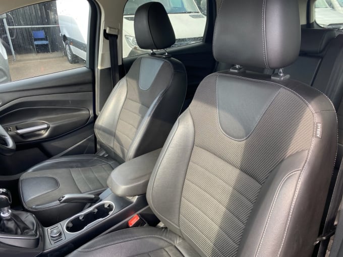 2025 Ford Kuga