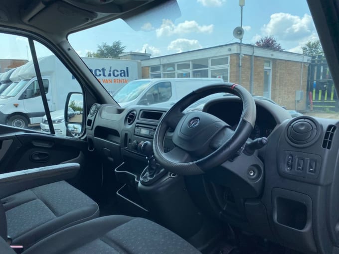 2025 Vauxhall Movano