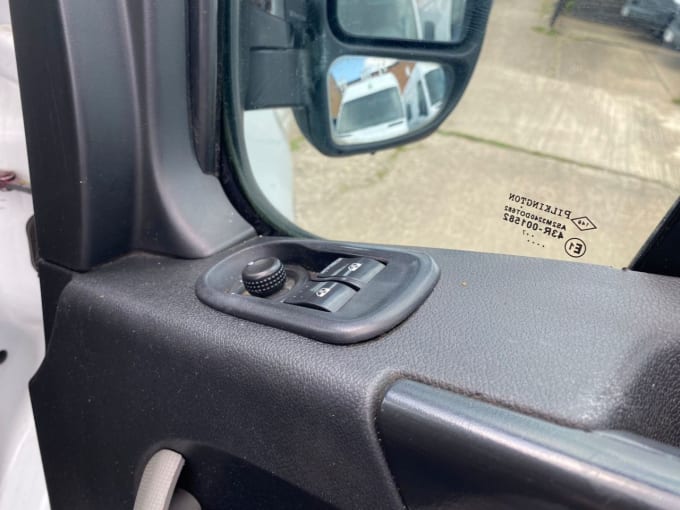 2025 Vauxhall Movano