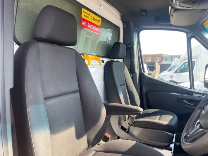 2025 Mercedes-benz Sprinter