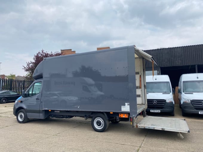 2025 Mercedes-benz Sprinter