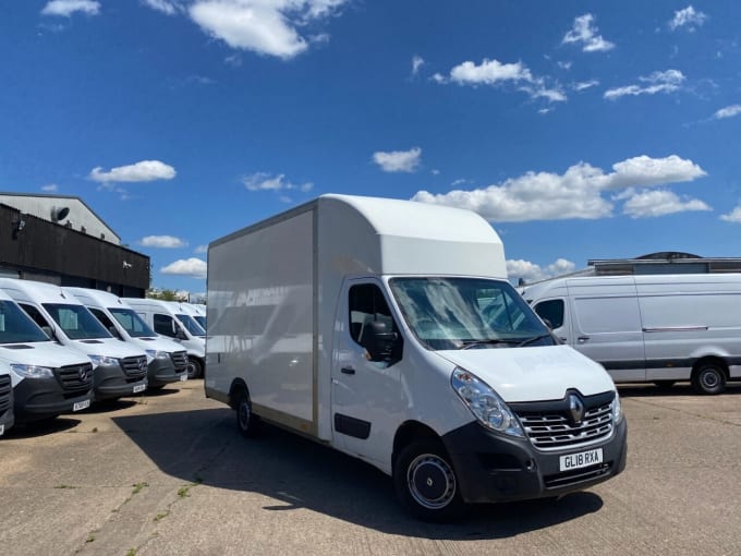 2025 Renault Master