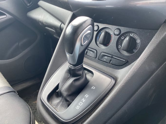 2025 Ford Transit Connect