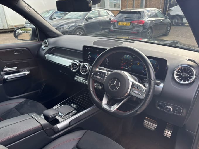 2025 Mercedes-benz Glb