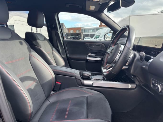 2025 Mercedes-benz Glb