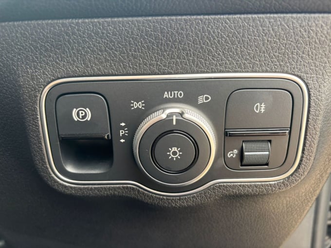 2025 Mercedes-benz Glb
