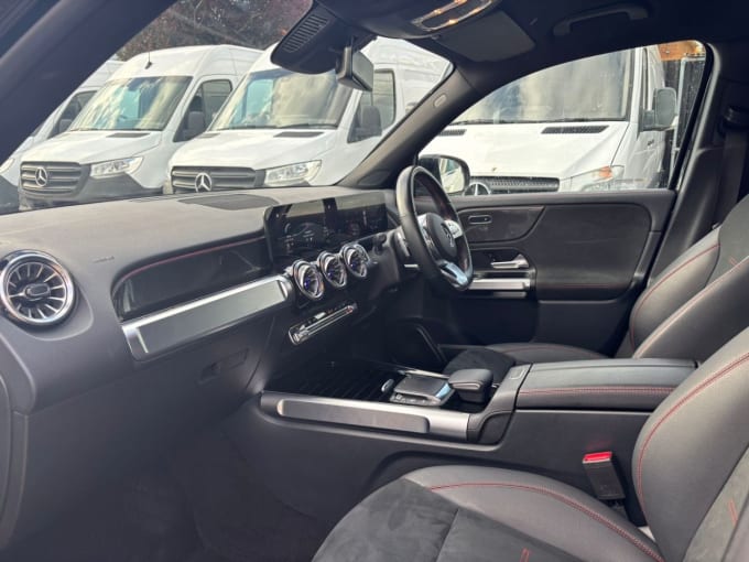 2025 Mercedes-benz Glb