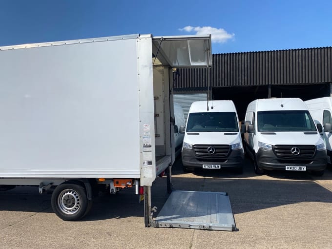 2025 Mercedes-benz Sprinter