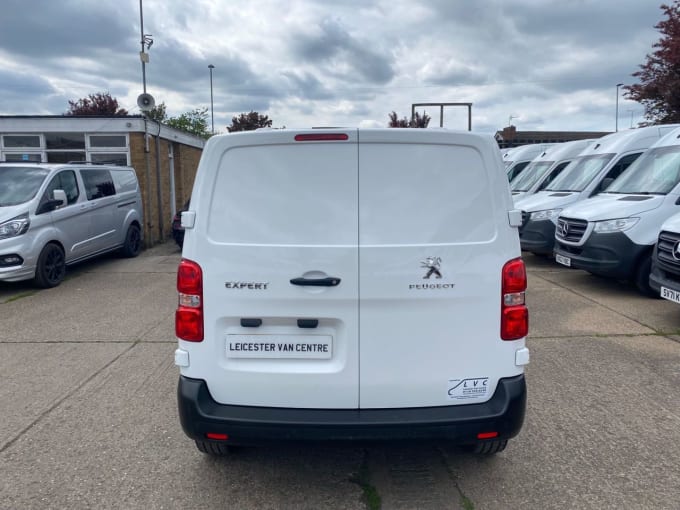 2025 Peugeot Expert