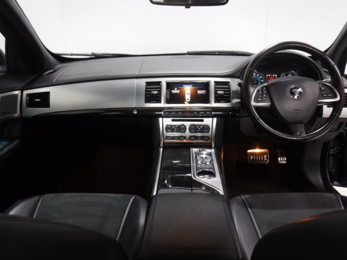 2015 Jaguar Xf