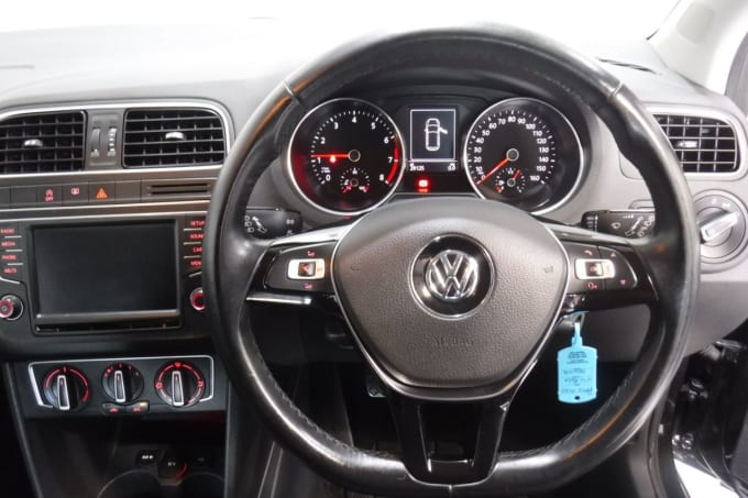 2015 Volkswagen Polo