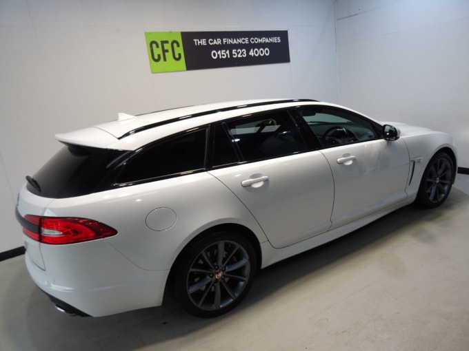 2014 Jaguar Xf