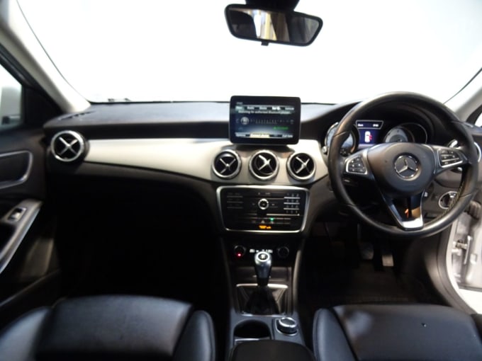 2016 Mercedes Gla-class