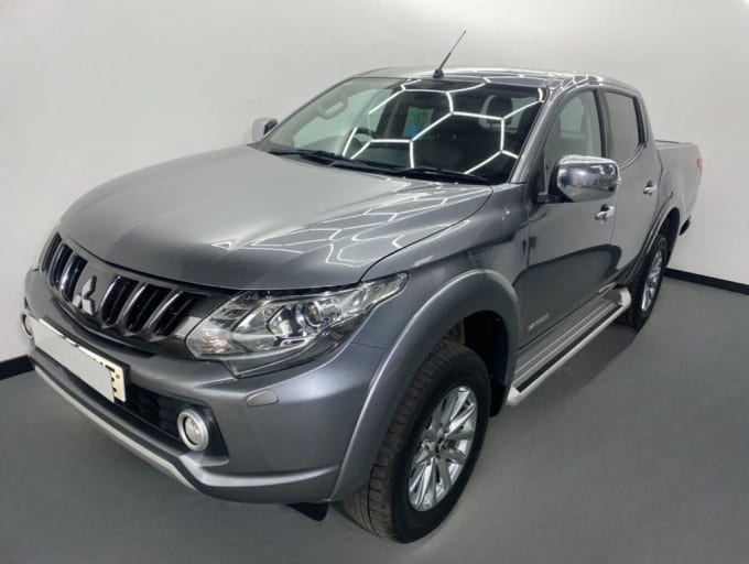 2017 Mitsubishi L200