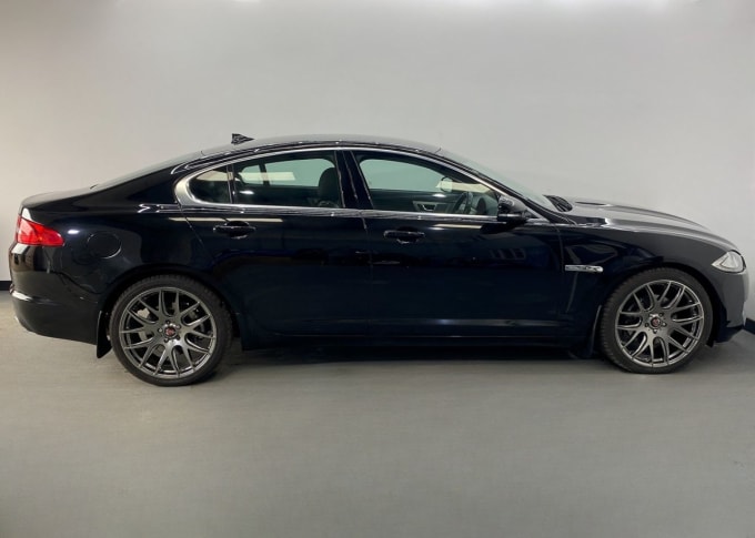 2013 Jaguar Xf