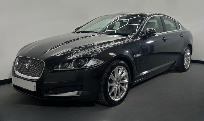 2014 Jaguar Xf