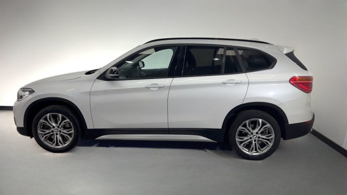 2025 BMW X1