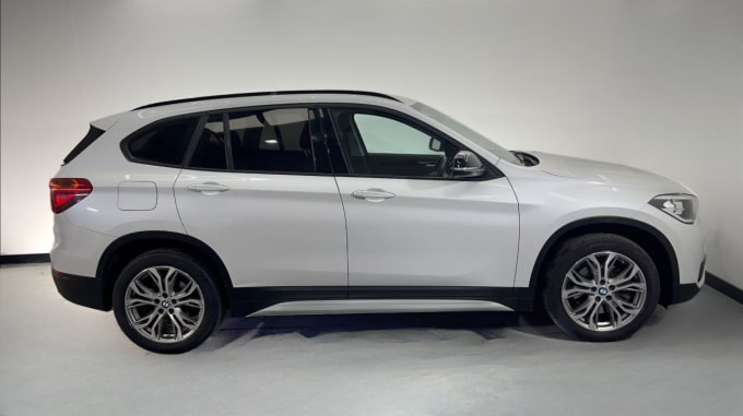 2025 BMW X1