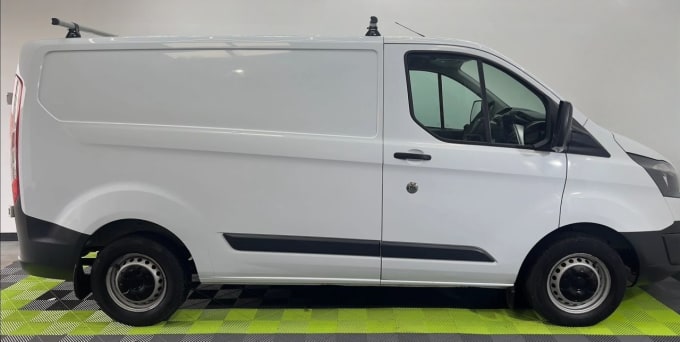 2025 Ford Transit Custom