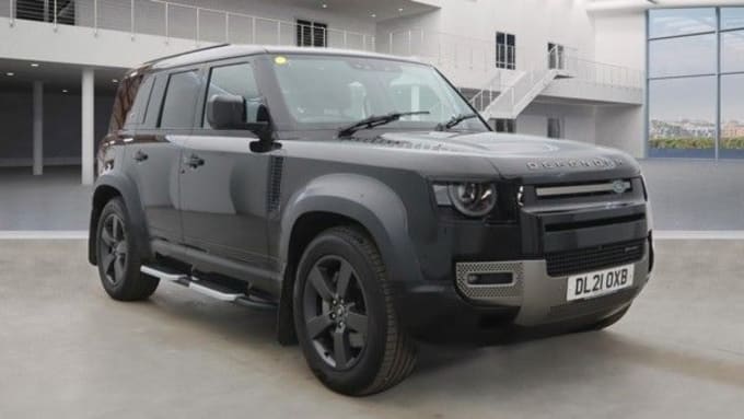 2025 Land Rover Defender