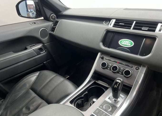 2025 Land Rover Range Rover Sport