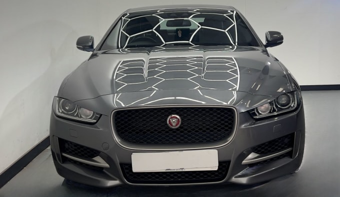 2025 Jaguar Xe